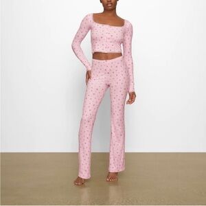 NWT Skims Soft Style Pants Pink Floral